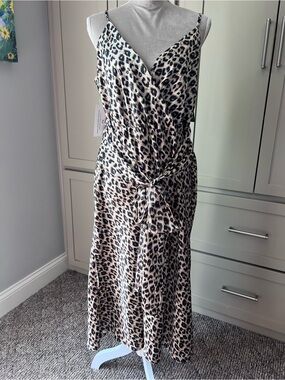 AX Paris Women’s Leopard Print Maxi Dress - Beige/Black - Size 14 - New with Tag